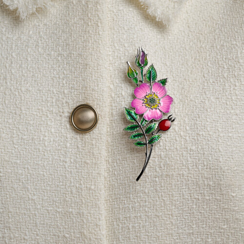 Брошь из серебра с фианитами и эмалью - фото 3