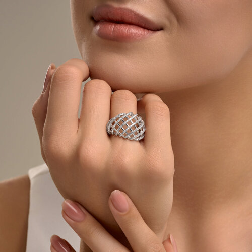 Кольцо из серебра с фианитами - фото 4