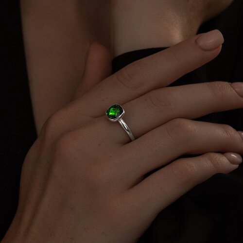 Кольцо из серебра с кристаллом - фото 2