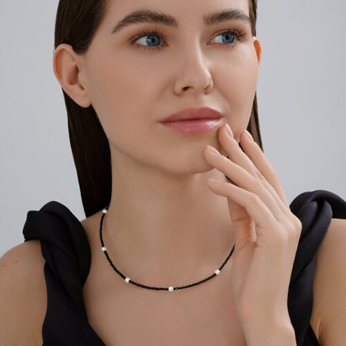 Колье из серебра со шпинелью и синтетическим жемчугом - фото 4