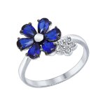 Кольцо из серебра с корундами сапфировыми (синт.) и фианитами