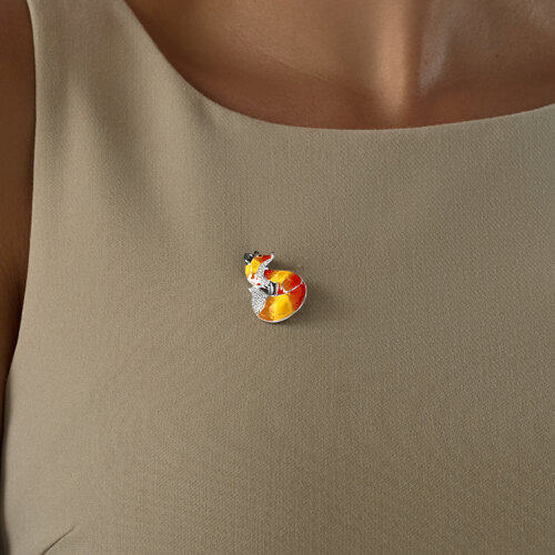 Брошь из золочёного серебра с фианитами и эмалью - фото 4