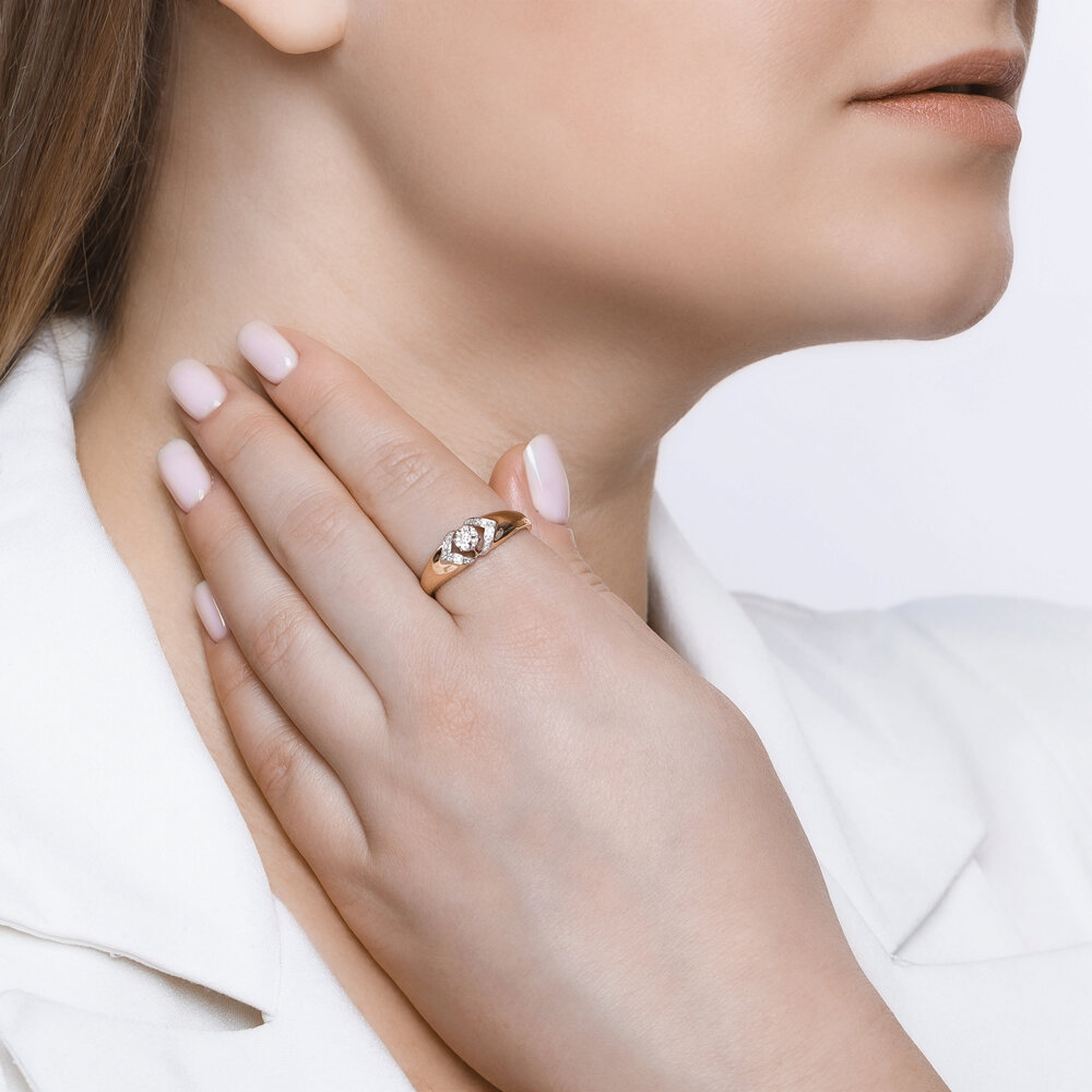 фото Кольцо sokolov diamonds из комбинированного золота с бриллиантами