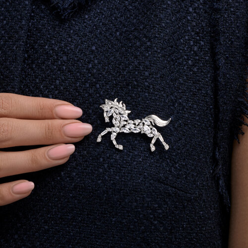 Брошь из серебра с фианитами - фото 3