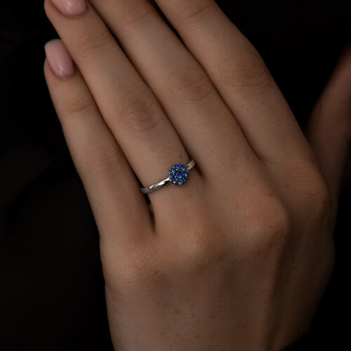 Кольцо из серебра с фианитами - фото 3